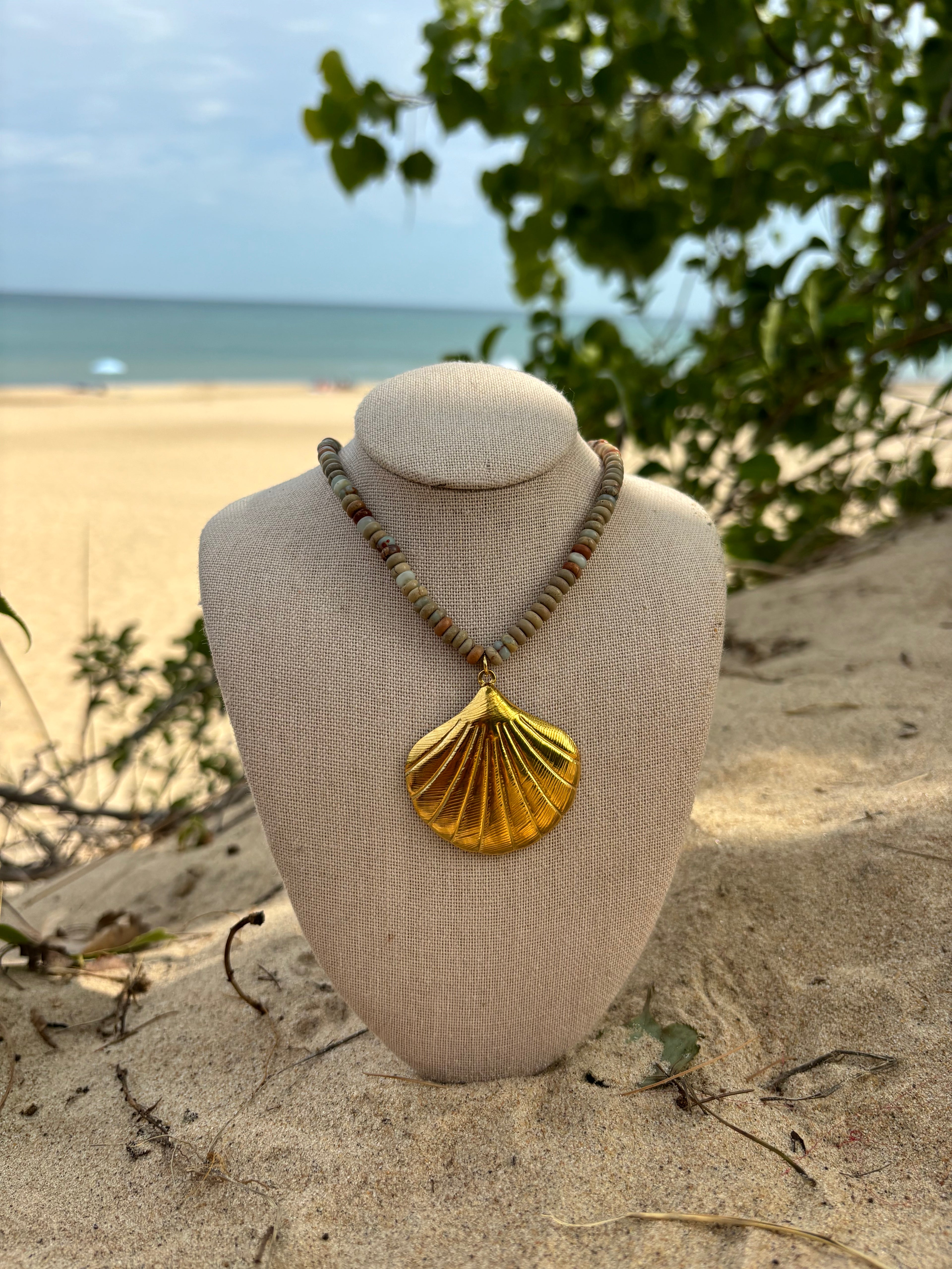 Golden Shell Necklace